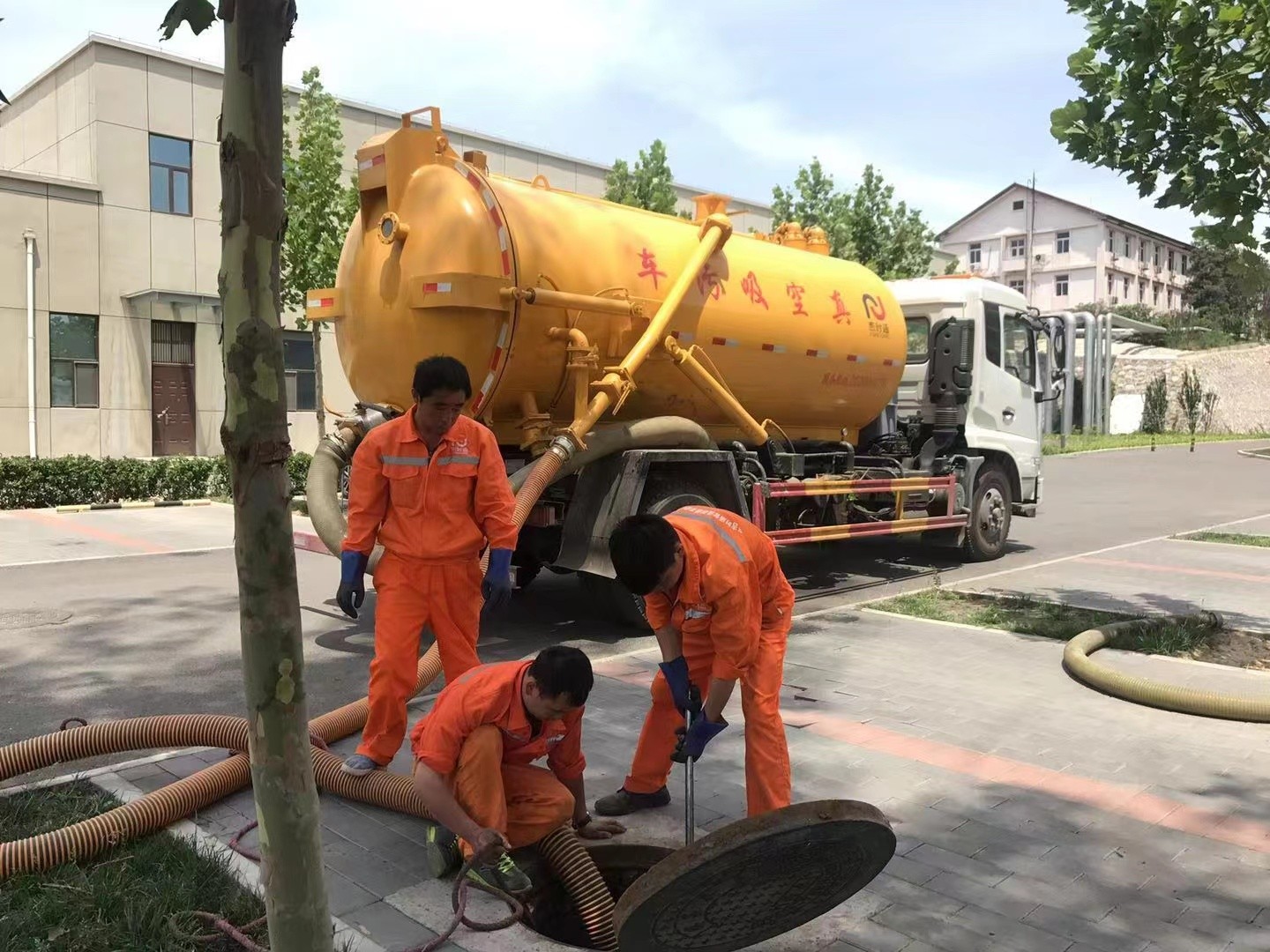 台江化粪池清理与5-8吨吸粪车施工效率分析
